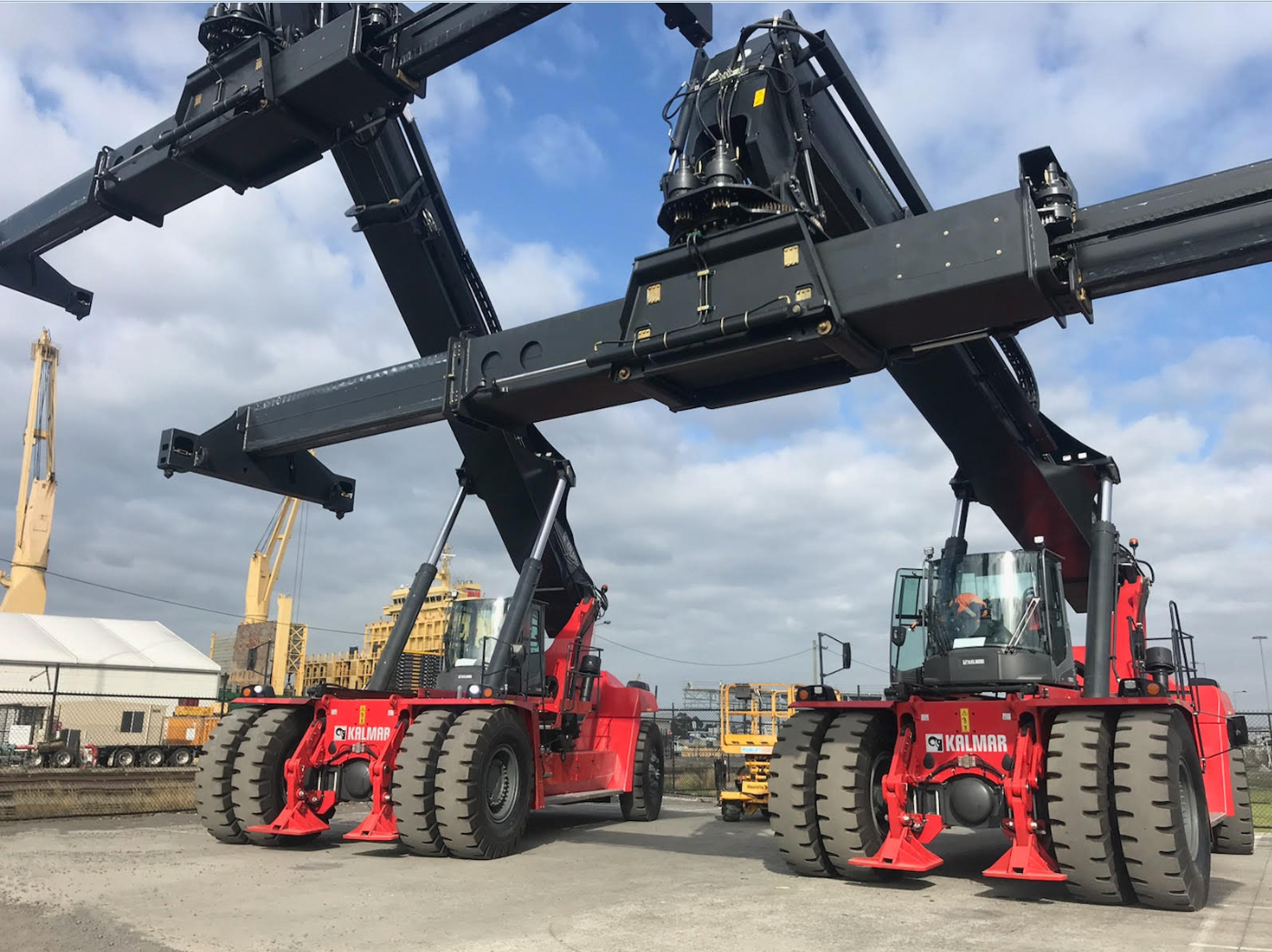 kalmar wins fleet solution order from acfs port logistics | kalm